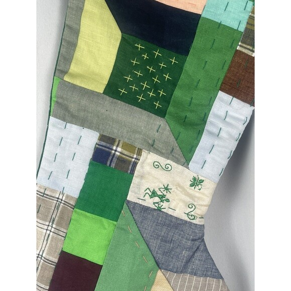 Thompson Street Stupid Quilted Patchwork Christmas Stocking In Green New - Picture 2 of 5